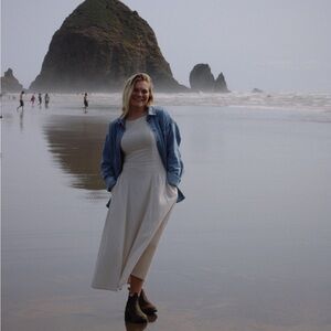 Meet your Posher, Emily.